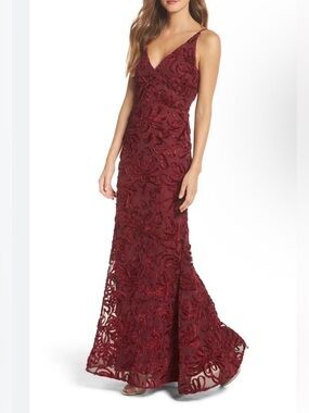 XSCAPE Flocked Velvet Mesh
Formal Evening Gown..Sz 4